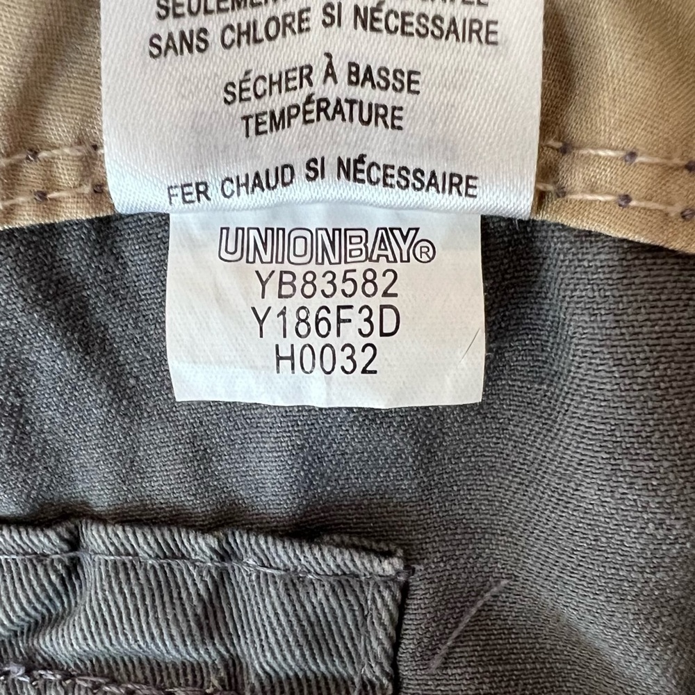 UNIONBAY Cargo Shorts, Gray NWT - Picture 10 of 12